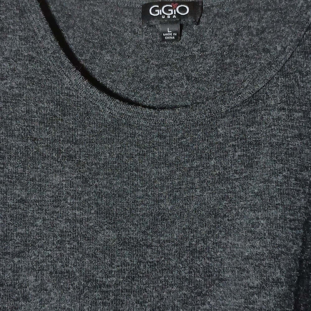 Gigio Women's Charcoal, Floral And Cheetah Print Ruffled Top - Picture 2 of 6